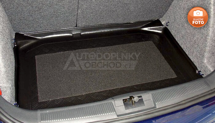 Vana do kufru přesně pasuje do zavazadlového prostoru modelu auta VW Polo 3/5D 2002- Hatchback